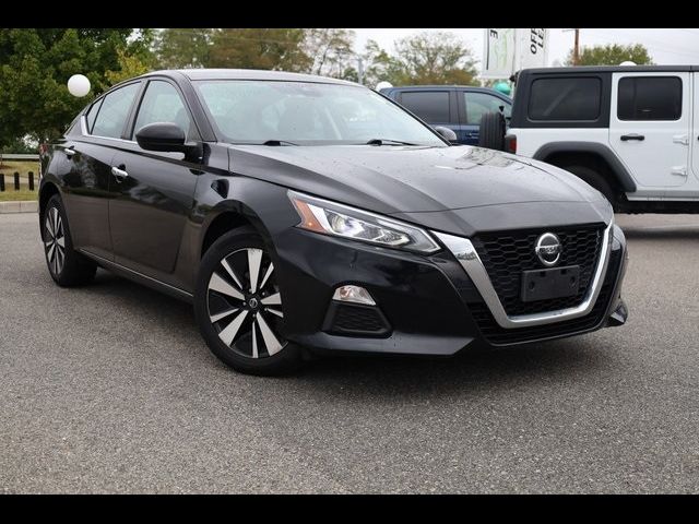 2021 Nissan Altima 2.5 SV