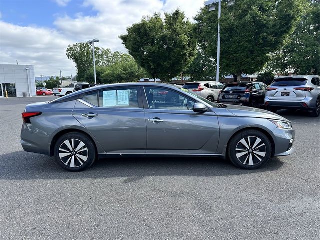 2021 Nissan Altima 2.5 SV