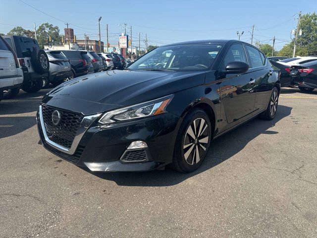 2021 Nissan Altima 2.5 SV