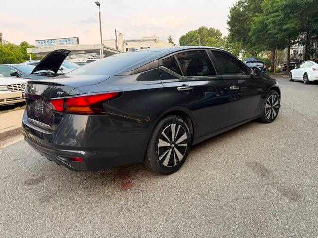 2021 Nissan Altima 2.5 SV