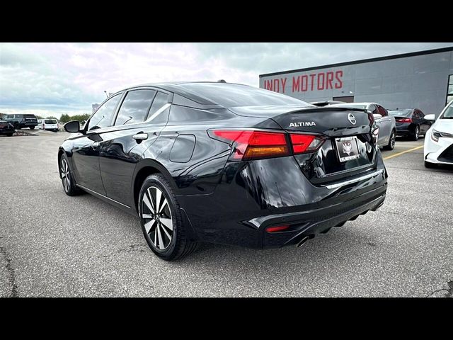 2021 Nissan Altima 2.5 SV