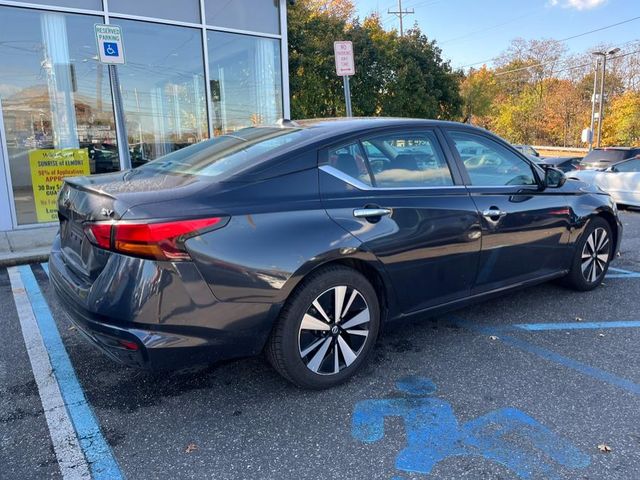 2021 Nissan Altima 2.5 SV