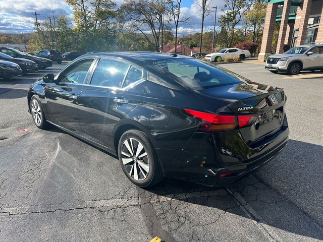 2021 Nissan Altima 2.5 SV