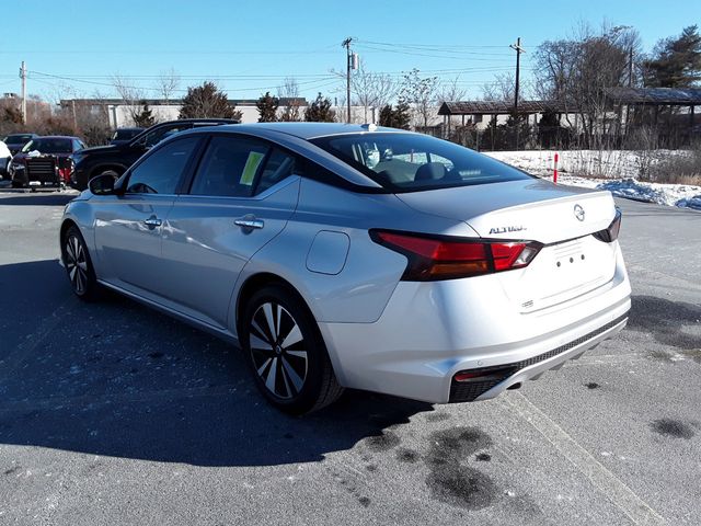 2021 Nissan Altima 2.5 SV