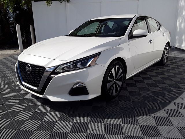 2021 Nissan Altima 2.5 SV