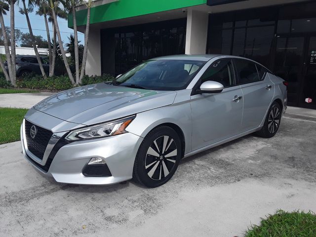 2021 Nissan Altima 2.5 SV