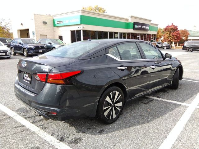 2021 Nissan Altima 2.5 SV