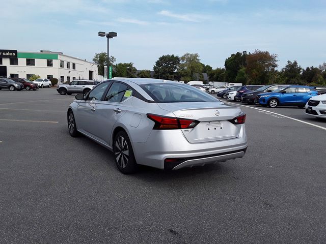 2021 Nissan Altima 2.5 SV