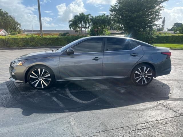 2021 Nissan Altima 2.5 SR