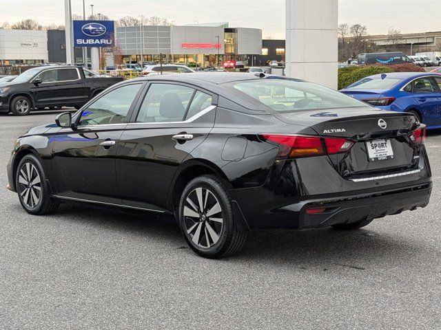 2021 Nissan Altima 2.5 SV