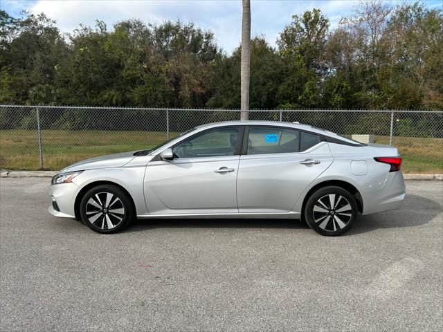 2021 Nissan Altima 2.5 SV