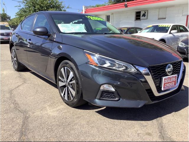 2021 Nissan Altima 2.5 SV