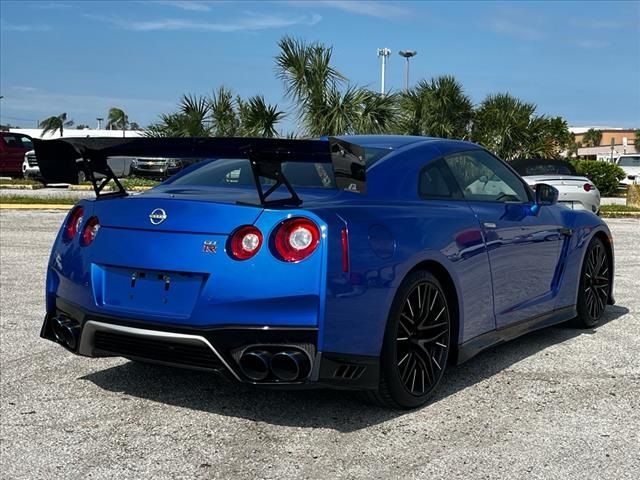 2021 Nissan GT-R Premium