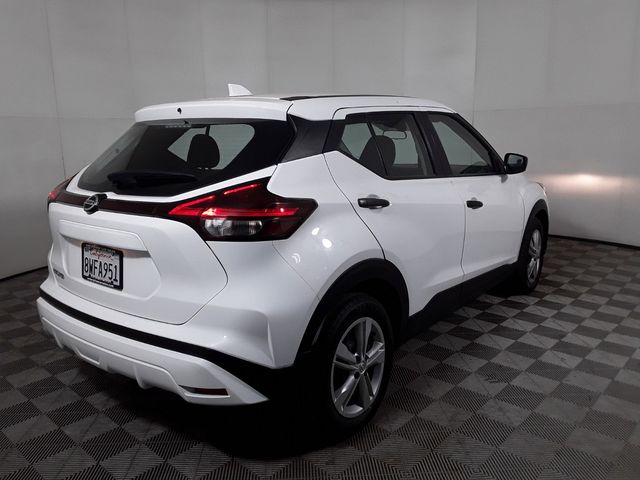 2021 Nissan Kicks S