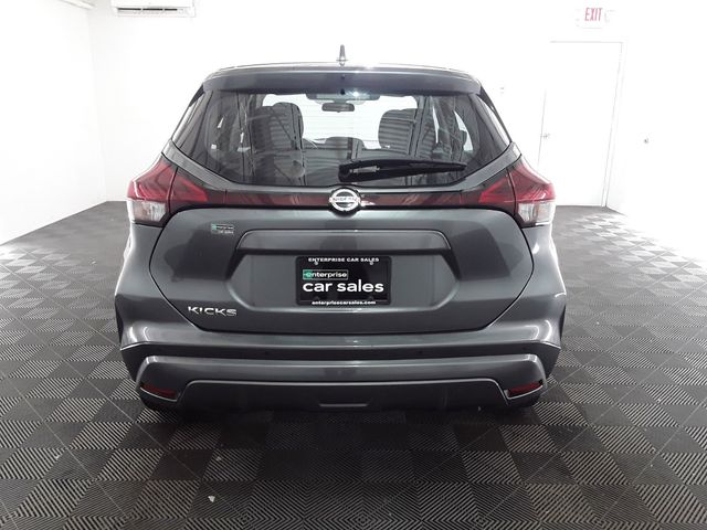 2021 Nissan Kicks S