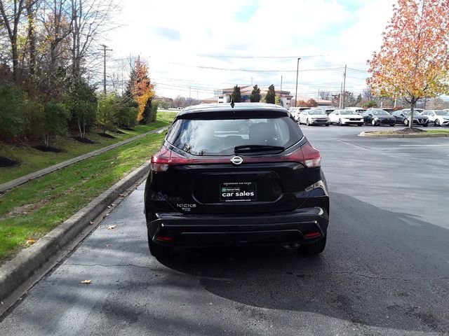 2021 Nissan Kicks S