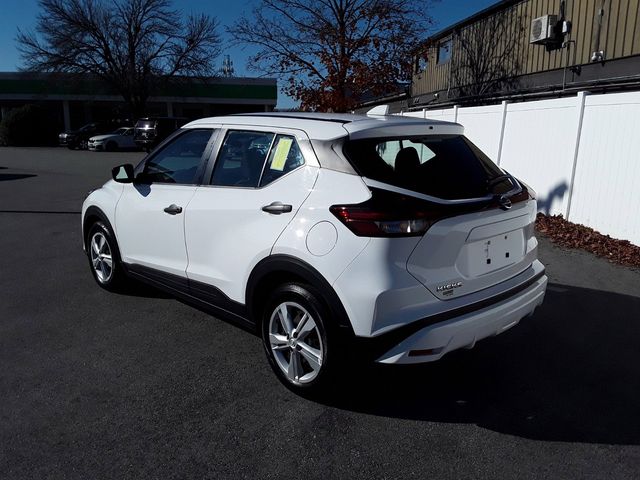 2021 Nissan Kicks S