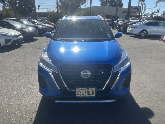 2021 Nissan Kicks SV