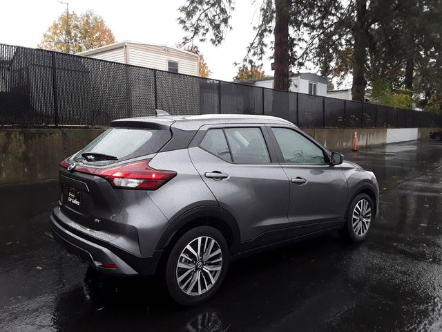 2021 Nissan Kicks SV