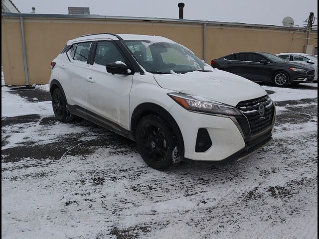 2021 Nissan Kicks SR