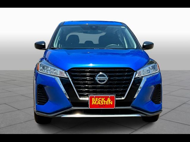 2021 Nissan Kicks S