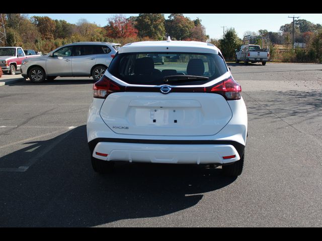 2021 Nissan Kicks S