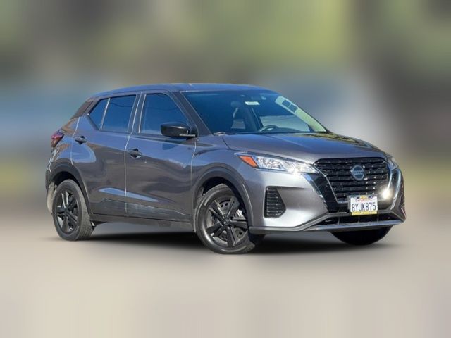 2021 Nissan Kicks S