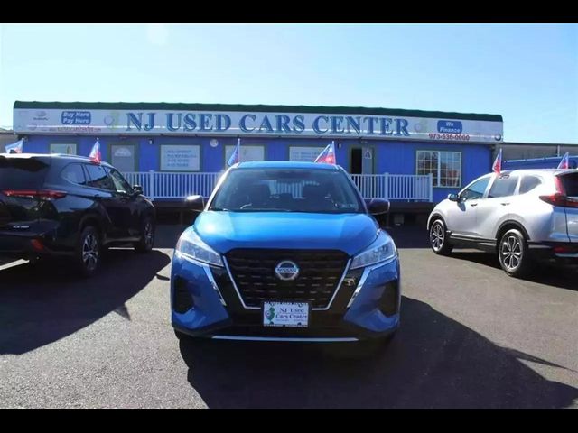 2021 Nissan Kicks S