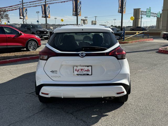 2021 Nissan Kicks S