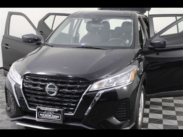 2021 Nissan Kicks S