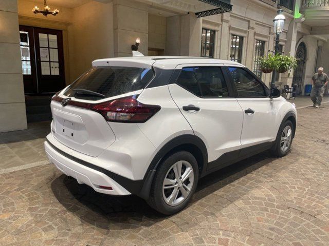 2021 Nissan Kicks S