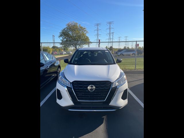 2021 Nissan Kicks S