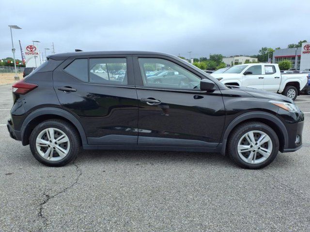 2021 Nissan Kicks S