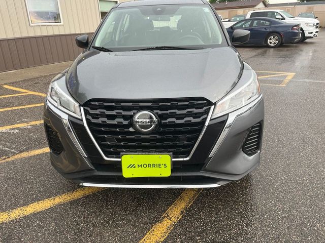 2021 Nissan Kicks S