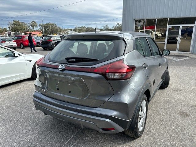 2021 Nissan Kicks S