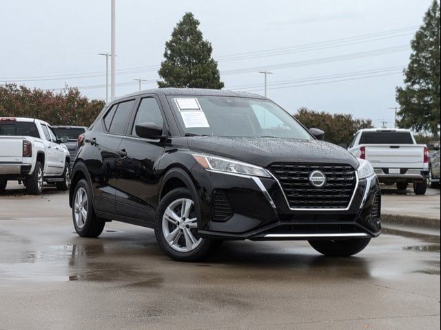 2021 Nissan Kicks S