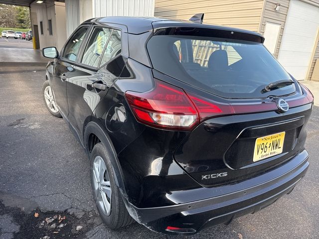 2021 Nissan Kicks S