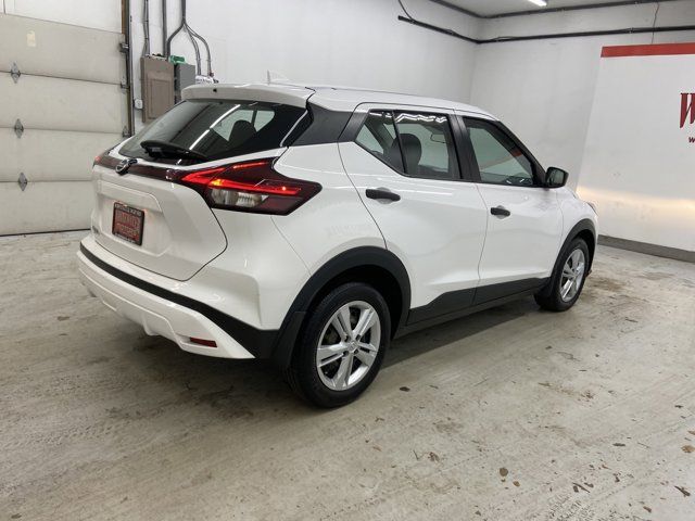 2021 Nissan Kicks S