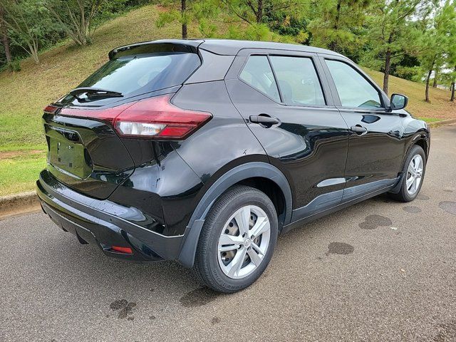 2021 Nissan Kicks S