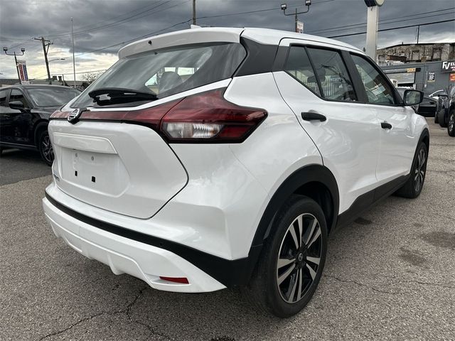 2021 Nissan Kicks S