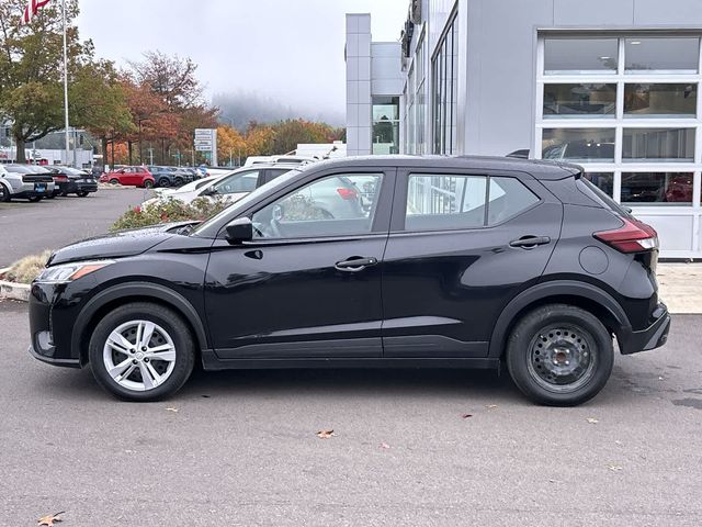 2021 Nissan Kicks S