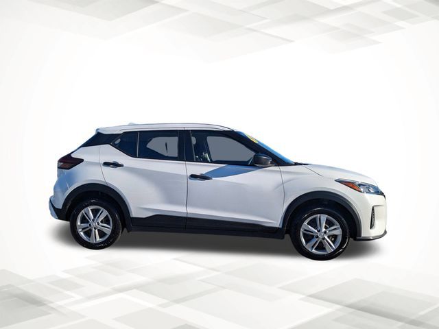 2021 Nissan Kicks S