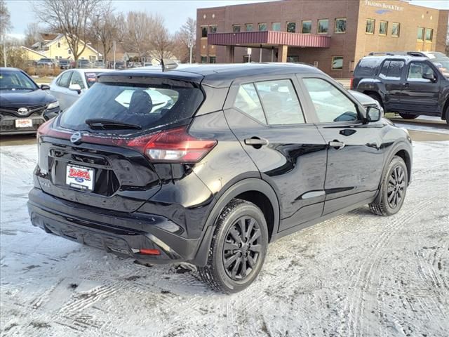 2021 Nissan Kicks S