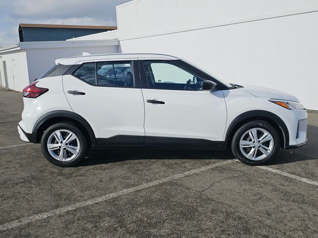 2021 Nissan Kicks S