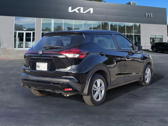 2021 Nissan Kicks S