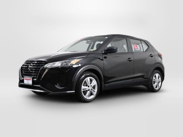 2021 Nissan Kicks S