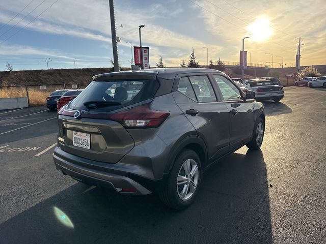 2021 Nissan Kicks S