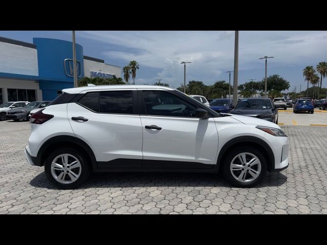 2021 Nissan Kicks S