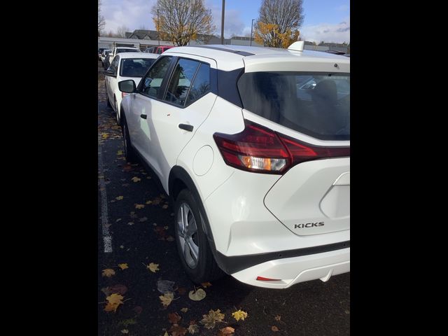 2021 Nissan Kicks S