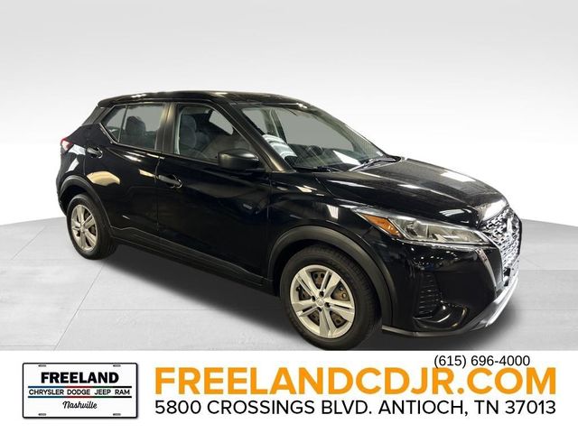 2021 Nissan Kicks S